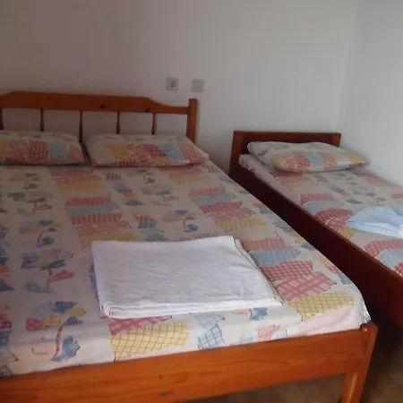 Selen Butik Bed & Breakfast Side